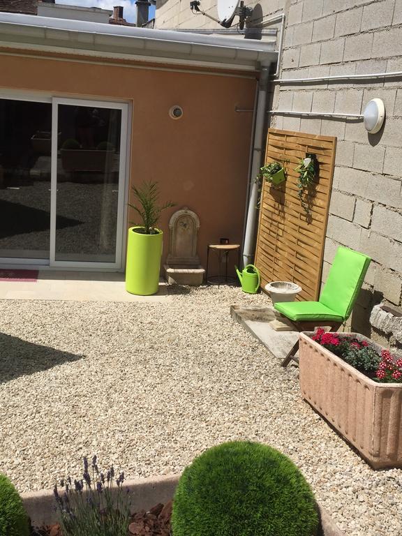 Villa Loft L Atelier De Jacques Pres De Chablis Villy  Exterior foto