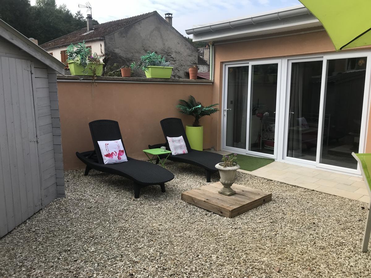 Villa Loft L Atelier De Jacques Pres De Chablis Villy  Exterior foto